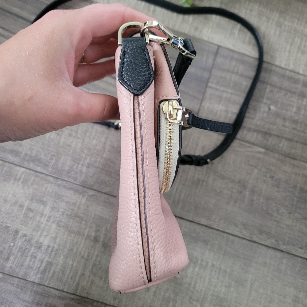 Kate Spade Polly Large Convertible Crossbody  Pink Cream Black Pebbled Leather - Picture 7 of 13